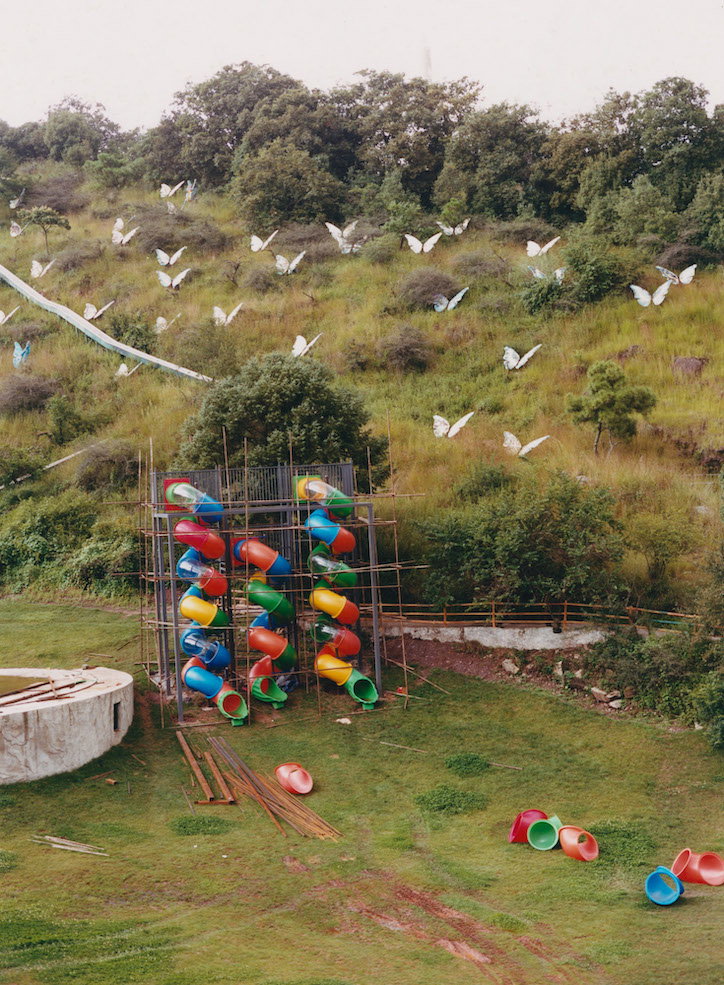 alex-huanfa-cheng-chinese-wonderland-photography-itsnicethat-010.jpg