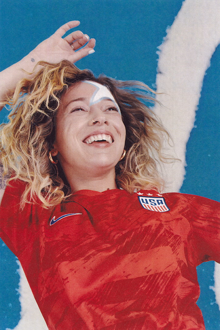 jackson-bowly-athena-paginton-this-fan-girl-nike-itsnicethat-15.jpg