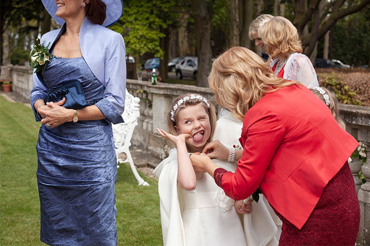 ian-weldon-i-am-not-a-wedding-photographer-photography-itsnicethat-07.jpg