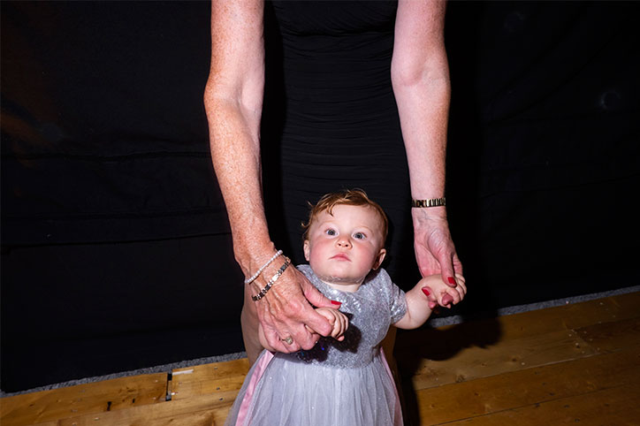 ian-weldon-i-am-not-a-wedding-photographer-photography-itsnicethat-10.jpg