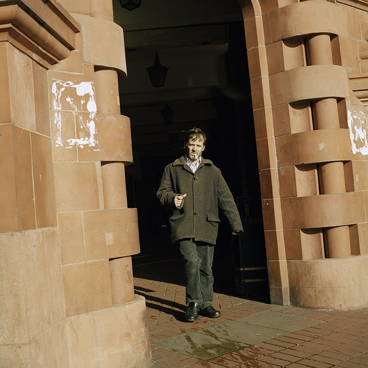 chris-hoare-i'll-be-here-with-a-smile-photography-itsnicethat-7.jpg
