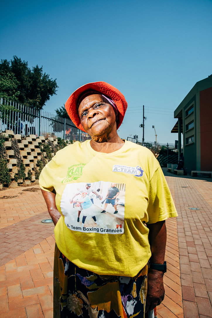 nikita-teryoshin-grannies-strike-back-photography-itsnicethat-4.jpg
