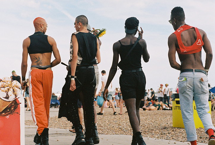 mrjose-gliterintheair-work-photography-itsnicethat-02.jpg