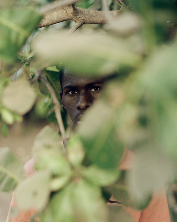 Aria-Shahrokhshahi-kalidou-photography-itsnicethat-010.png