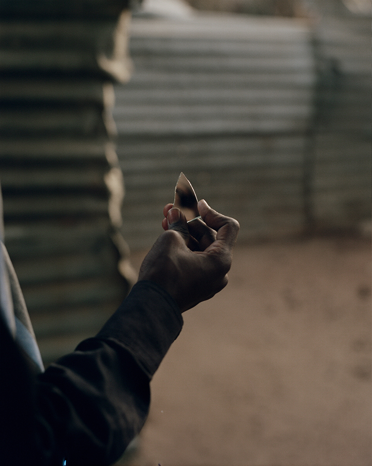 Aria-Shahrokhshahi-kalidou-photography-itsnicethat-01.png