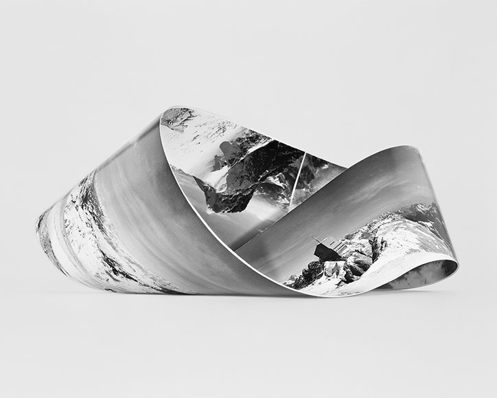 drew-nikonowicz-this-world-and-thers-like-it-photography-itsnicethat-06.jpg