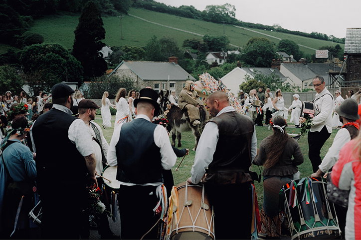 harry-ecroyd-the-hunting-of-the-earl-of-rone-photography-itsnicethat-05.jpg