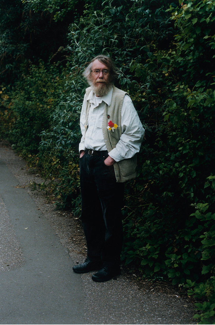 harry-ecroyd-the-hunting-of-the-earl-of-rone-photography-itsnicethat-075.jpg
