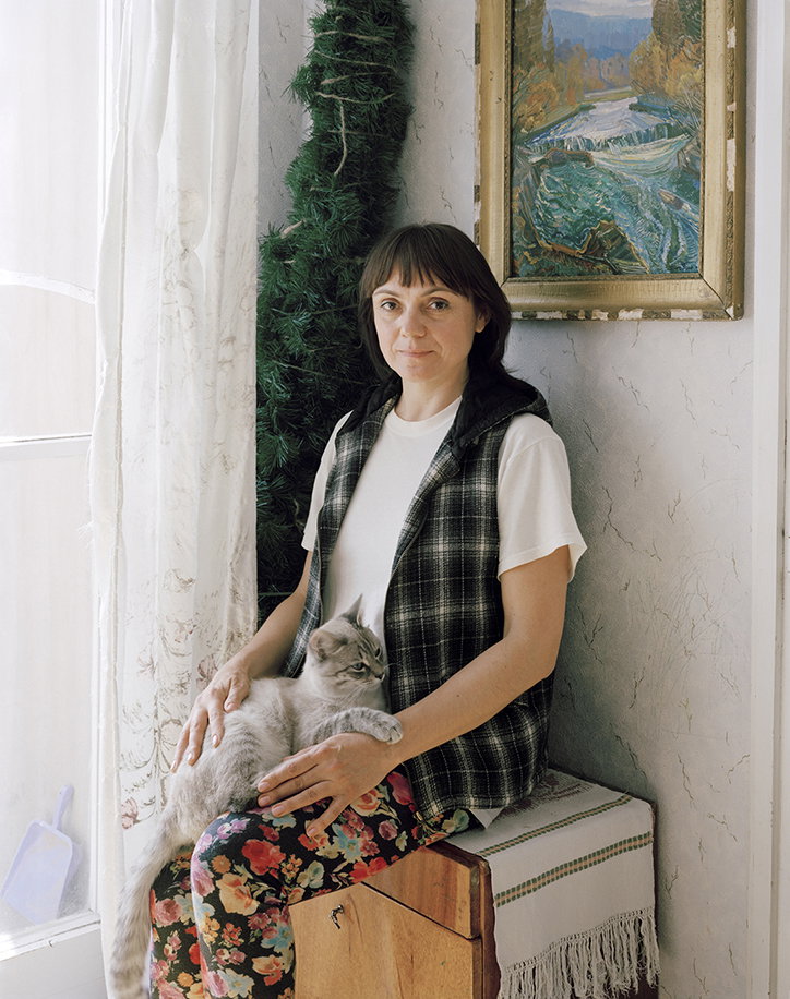 jules-slutsky-do-you-speak-russian-photography-itsnicethat-10.jpg