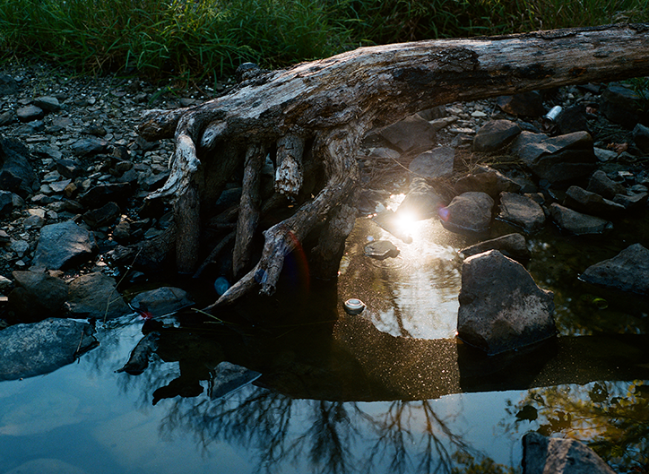 louisa-stickelbruck-seven-bends-in-the-river-photography-itsnicethat-05.png