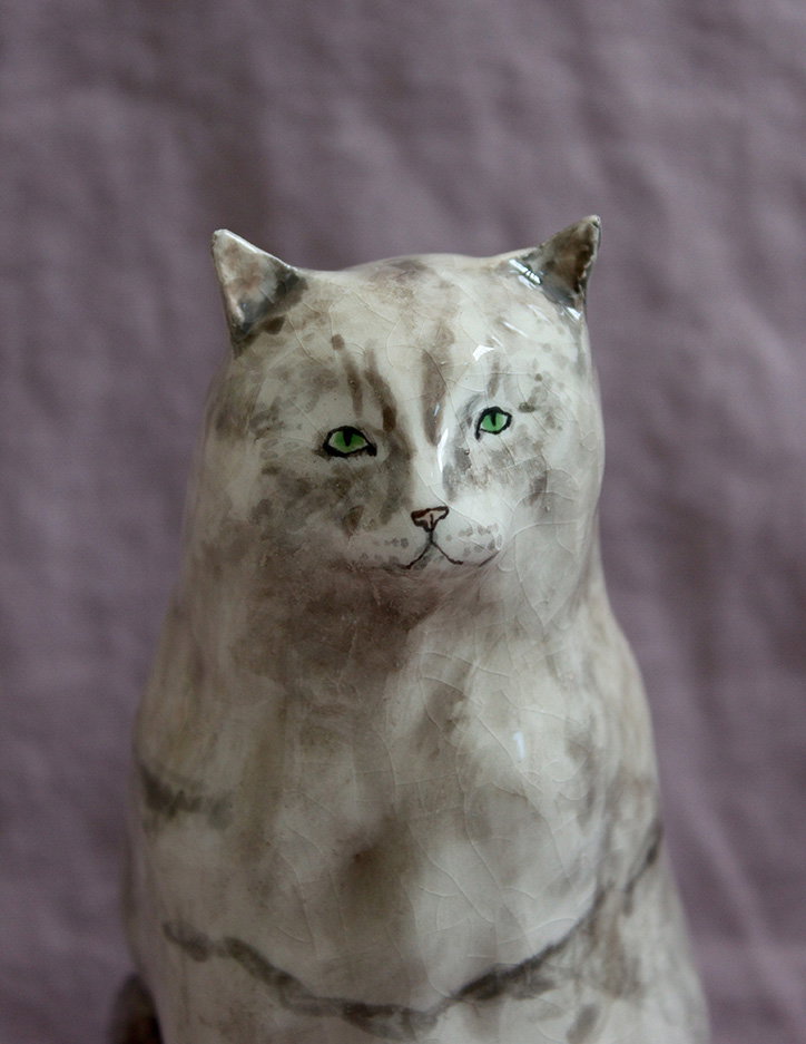 alice-johnson-ceramics-pottery-pets-art-illustration-itsnicethat-07.jpg