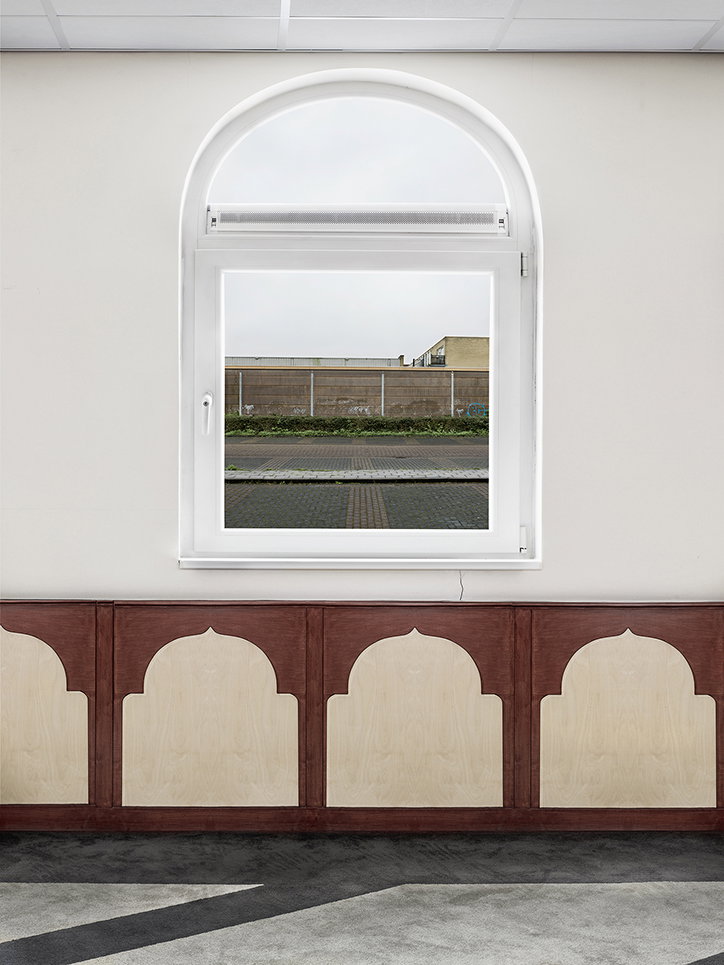 marwan-bassiouni-new-dutch-views-work-photography-itsnicethat-06.jpg