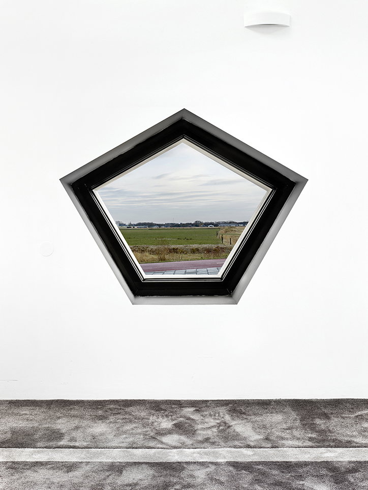 marwan-bassiouni-new-dutch-views-work-photography-itsnicethat-09.jpg