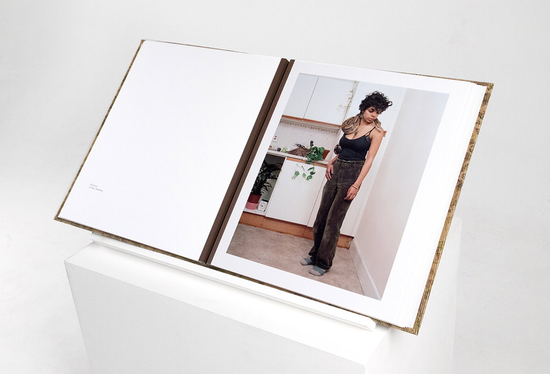 IzzyLeach-Photography-TheGraduates2019-itsnicethat-11.jpg