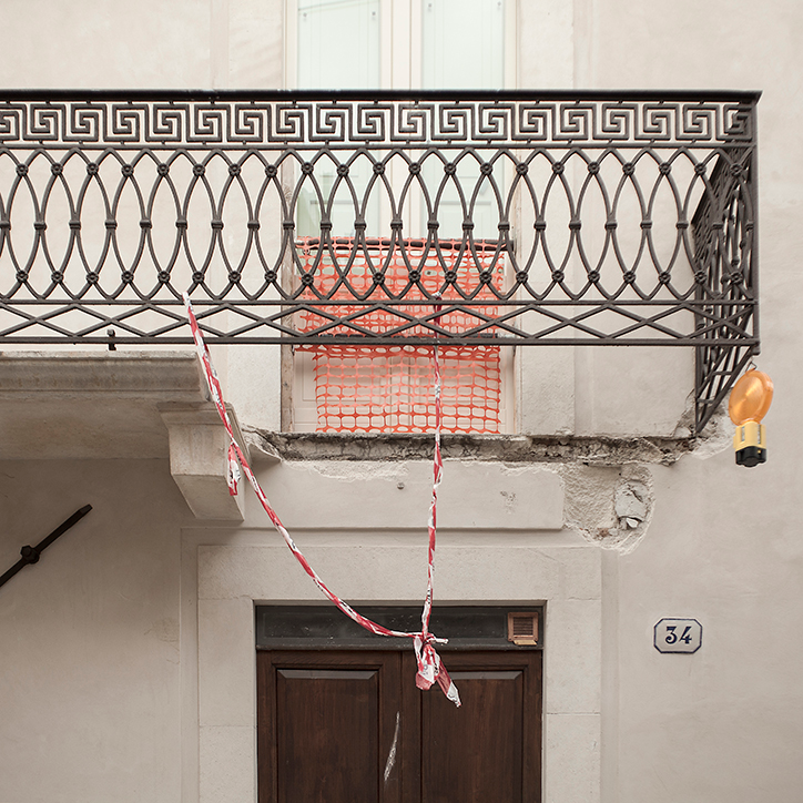 StefaniaOrfanidou_Pendulum_10-photography-itsnicethat.png