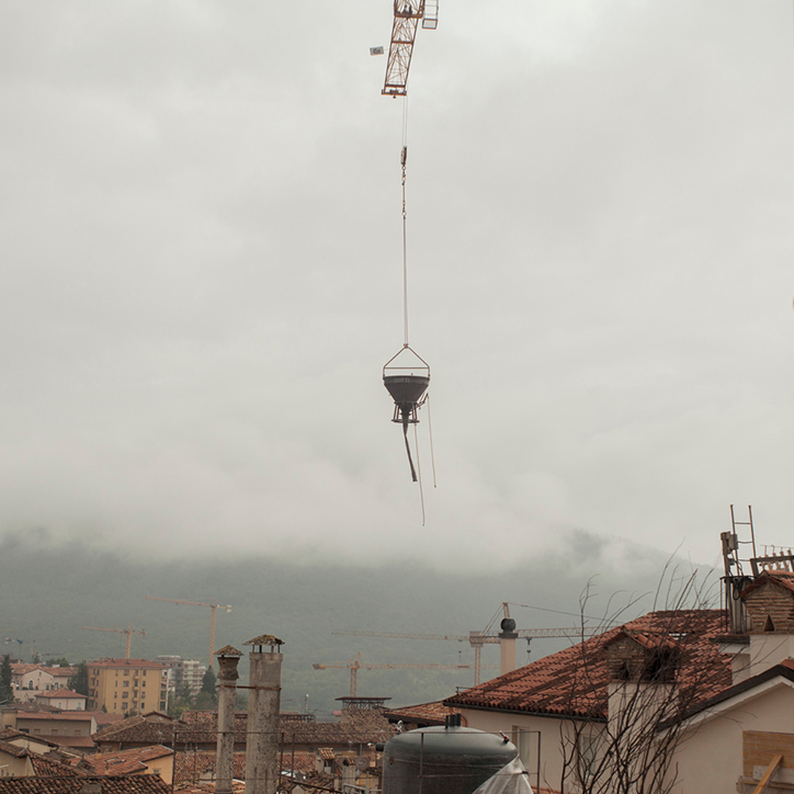 StefaniaOrfanidou_Pendulum_02-photography-itsnicethat.png