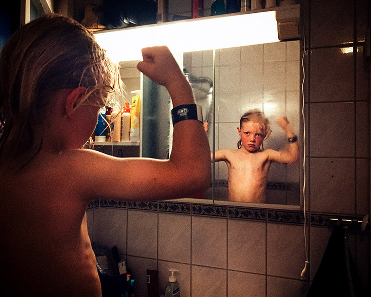 juuso-westerlund-photography-heartbeats-itsnicethat-7.png