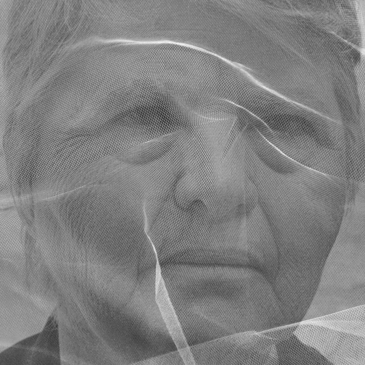 Ioanna-Sakellaraki-the-truth-is-in-the-soil-work-photography-itsnicethat-07.jpg