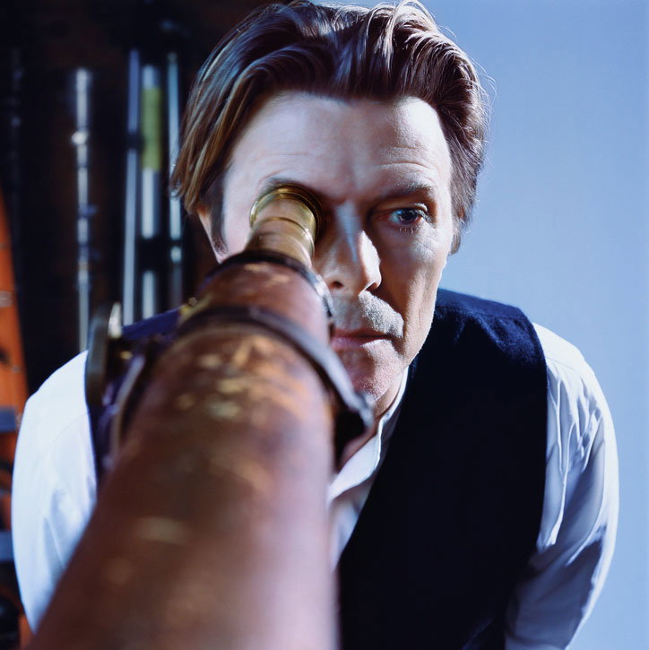 markus_klinko_david_bowie_heathen_artwork_photography_itsnicethatSEEING_YOU_FROM_AFAR_KLINKO.jpg
