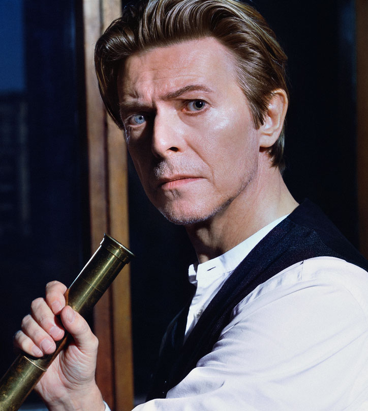 markus_klinko_david_bowie_heathen_artwork_photography_itsnicethatTELESCOPE_KLINKO.jpg
