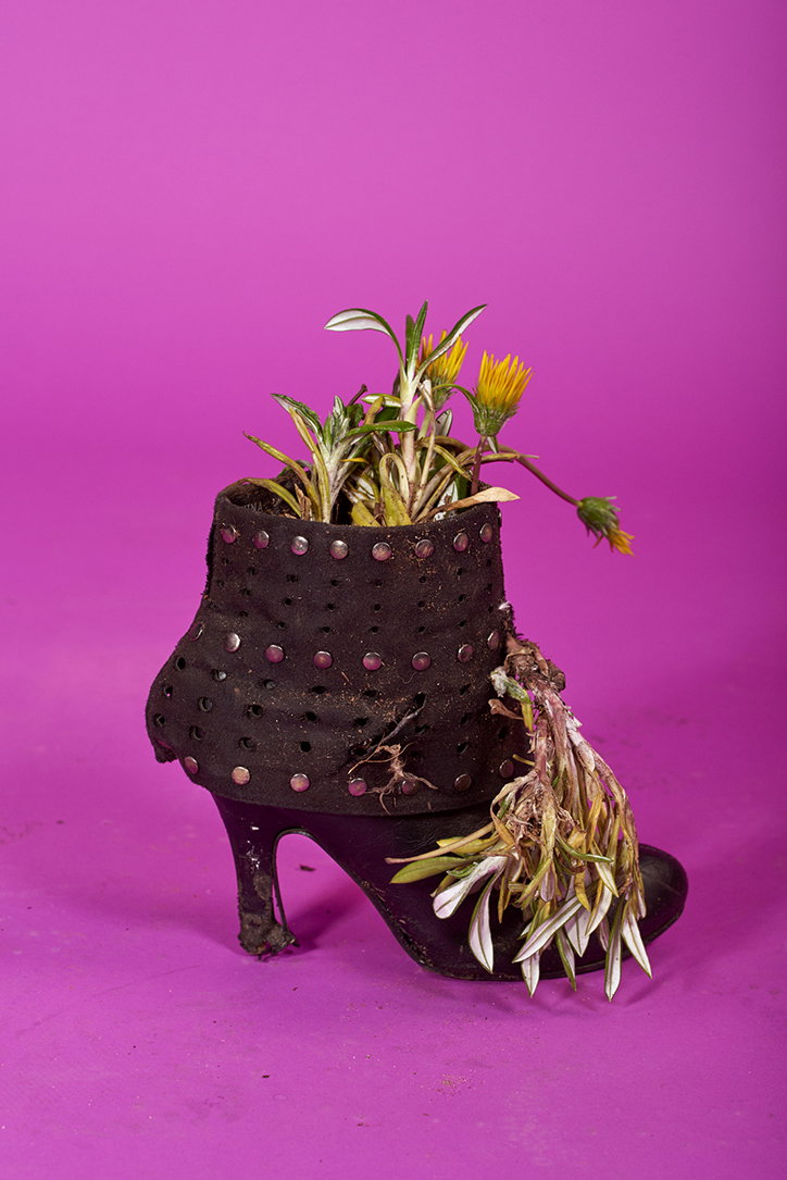 sistaaz-of-the-castle-work-photography-itsnicethat-09.jpg