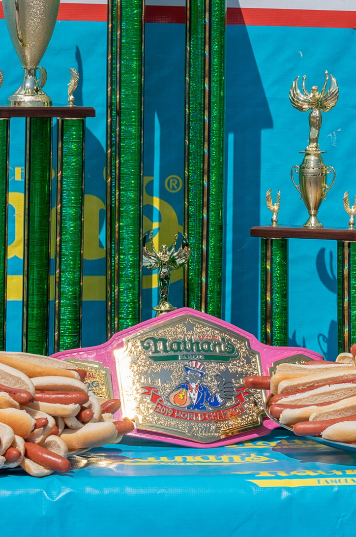 adam-powell-hot-dog-contest-itsnicethat-06.jpg