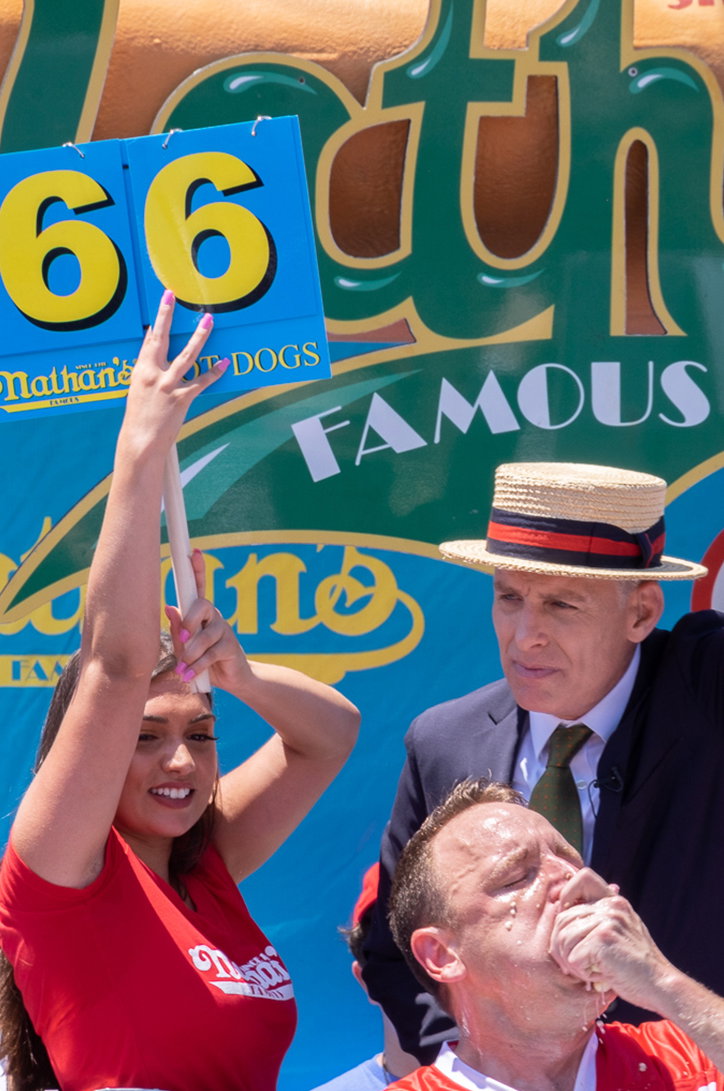 adam-powell-hot-dog-contest-itsnicethat-12.jpg