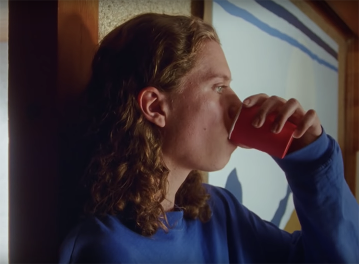 DanielBrereton-WeddingBells-Metronomy-Film-itsnicethat-06.png