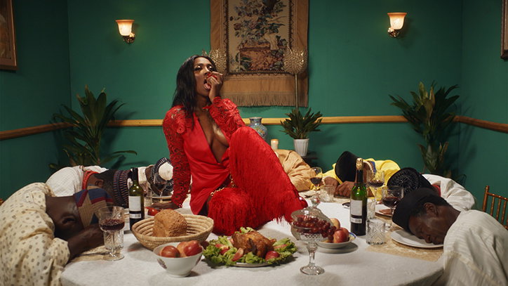 Meji-Alabi-Tiwa-Savage-49-99-Film-Its-NiceThat-14.jpg