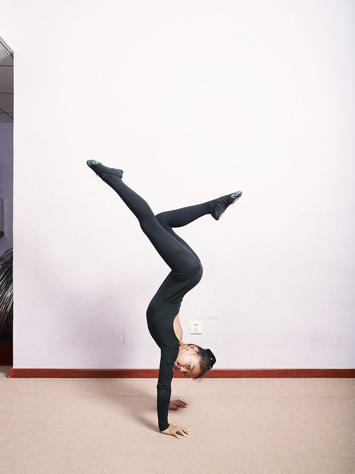 felicity-mccabe-42-feet-photography-its-nice-that-9.jpg