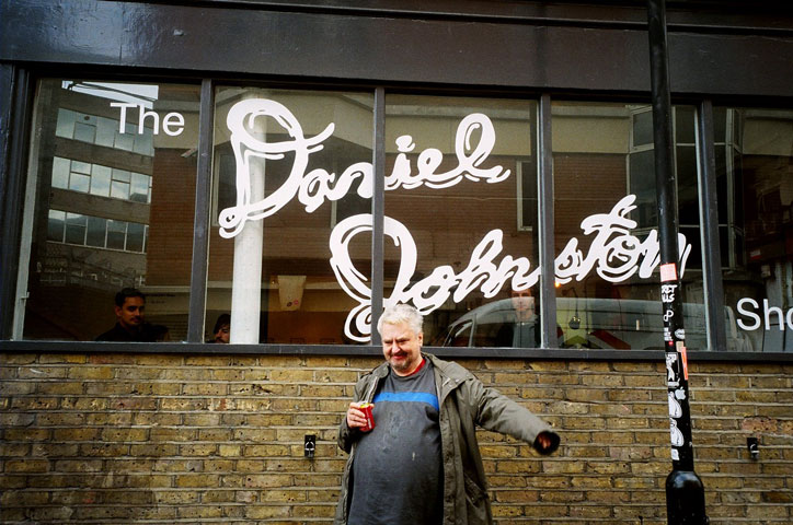 Daniel_Johnston_photo_by_Helen_Ralli_Hart_Club_neurodiversity_arts_illustration_itsnicethat_2.jpg