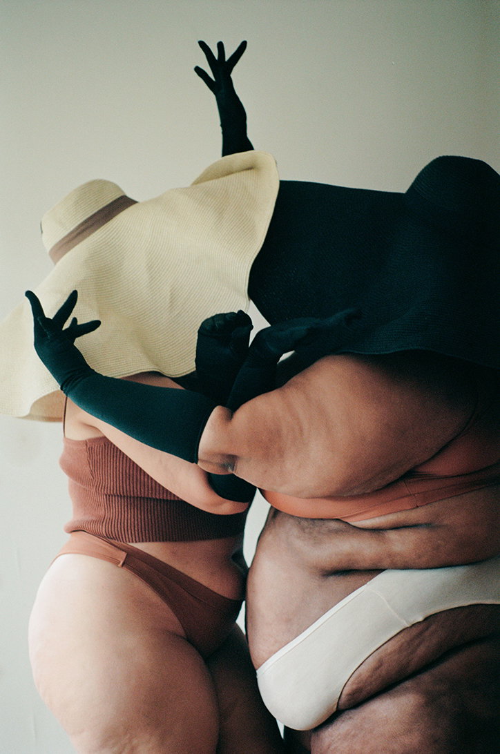 yolanda-liou-thank-you-for-playing-with-me-work-photography-itsnicethat-04.jpg