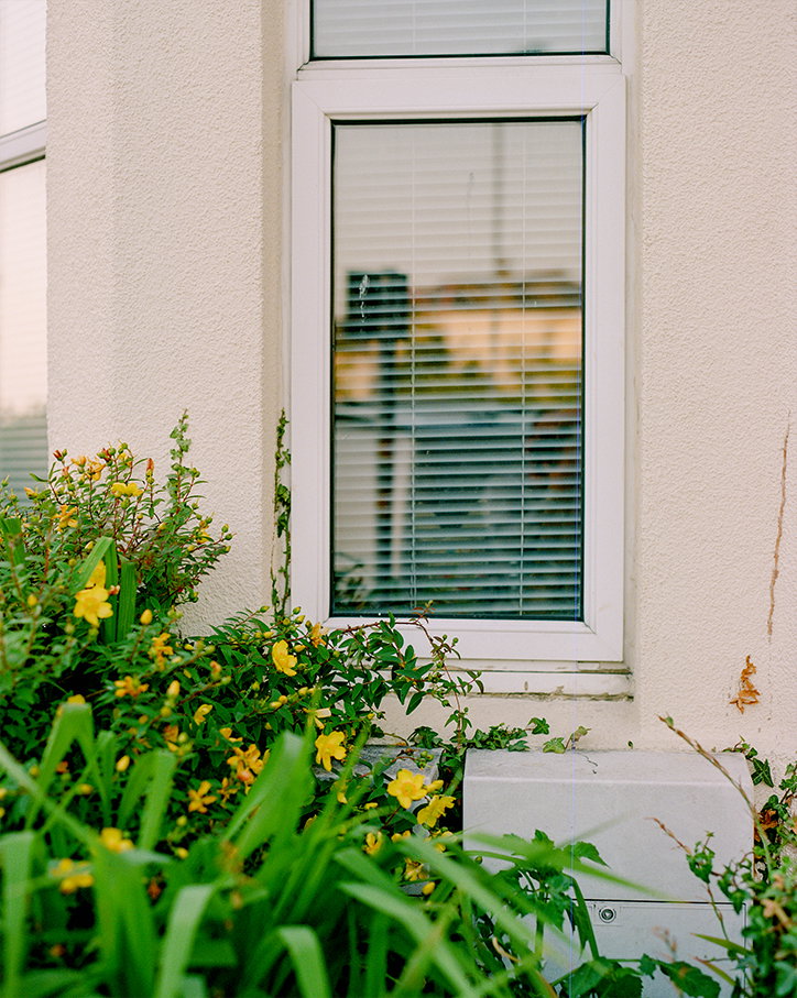 teddy-fitzhugh-great-british-windows-photography-itsnicethat-08.jpg