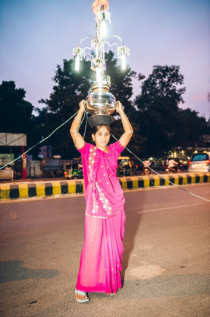 Mahesh-Shantaram-matrimania-work-photography-itsnicethat-10.jpg