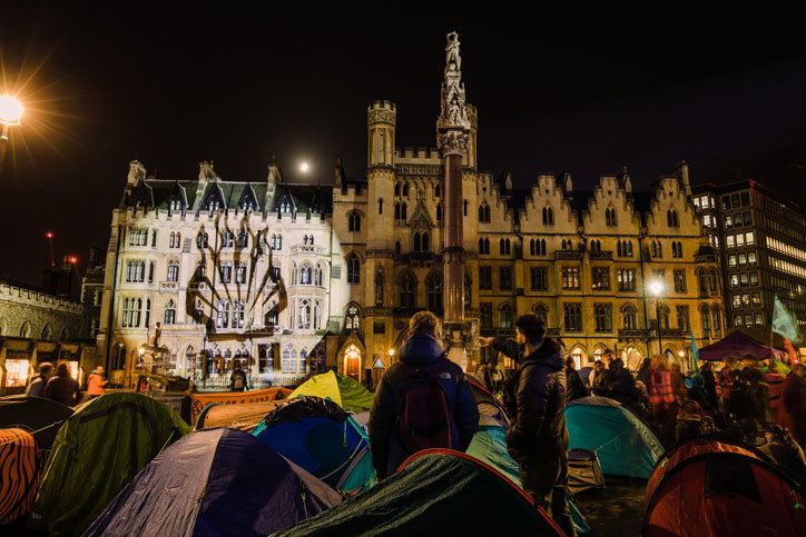 Extinction-Rebellion_projection_houses-of-parliament_art_itsnicethat_photo-by-Danny-North_3.jpg