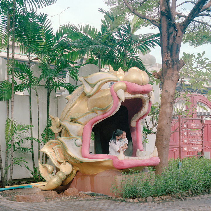 paul-hiller-happy-sad-places-photography-itsnicethat-4.jpg