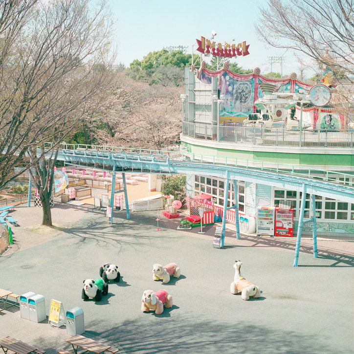 paul-hiller-happy-sad-places-photography-itsnicethat-13.jpg