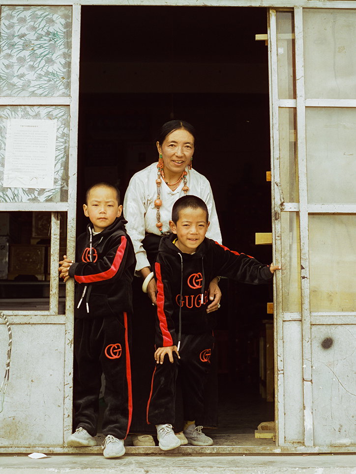 arnaud-lin-visions-of-qinghai-photography-itsnicethat-21.jpg