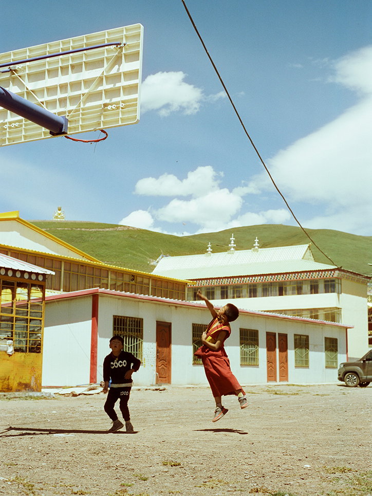 arnaud-lin-visions-of-qinghai-photography-itsnicethat-22.jpg