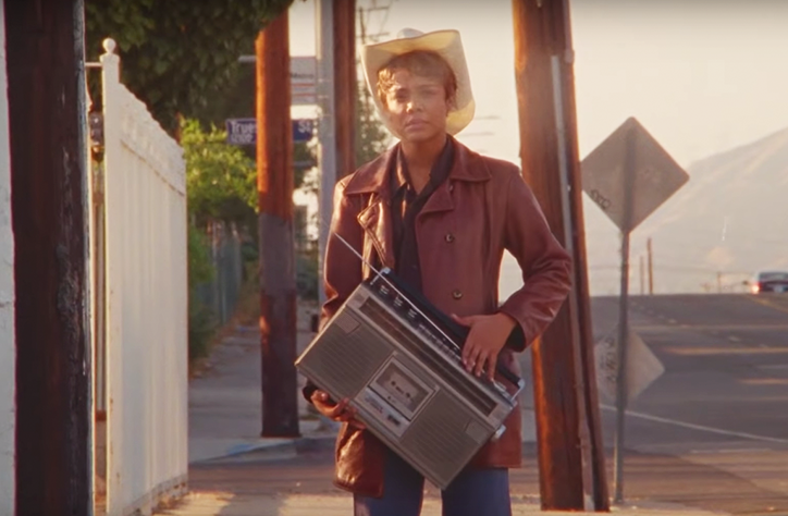 Diners, mountain ranges and fringed sleeves: Dev Hynes directs Beck's new music video