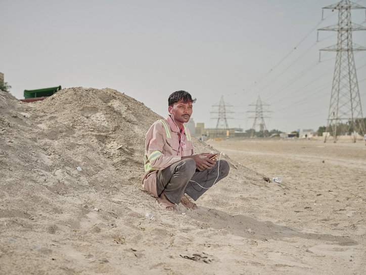 polly-tootal-the-hands-that-built-this-city-photography-itsnicethat-10.jpg