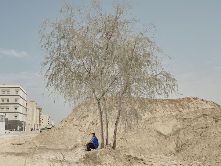 polly-tootal-the-hands-that-built-this-city-photography-itsnicethat-7.jpg