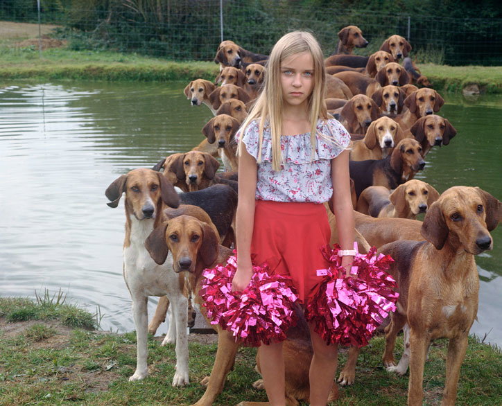 Mark-Neville_-Parade-_7_-2019_photography-itsnicethat.jpg