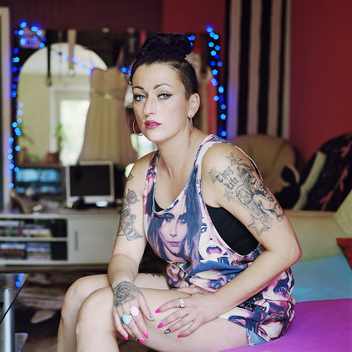 christine-fenzl-land-of-sonne-work-photography-itsnicethat-10.jpg