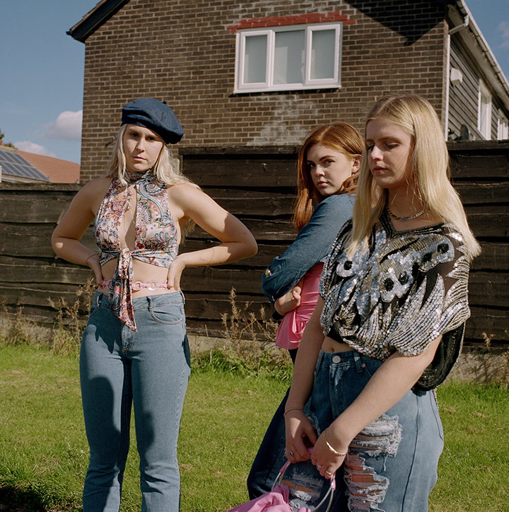 dean-davies-vicky-olschak-manchester-girls-photography-itsnicethat-15.jpg