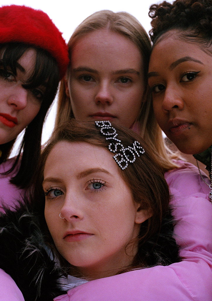 dean-davies-vicky-olschak-manchester-girls-photography-itsnicethat-19.jpg