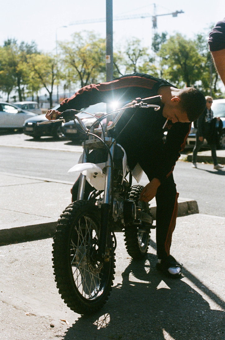 Sophie-Williams-yoni-lappin-bts-photography-itsnicethat-2.jpg