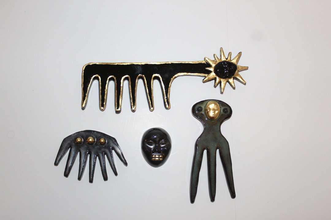 6. Comb Series, 2023.jpg