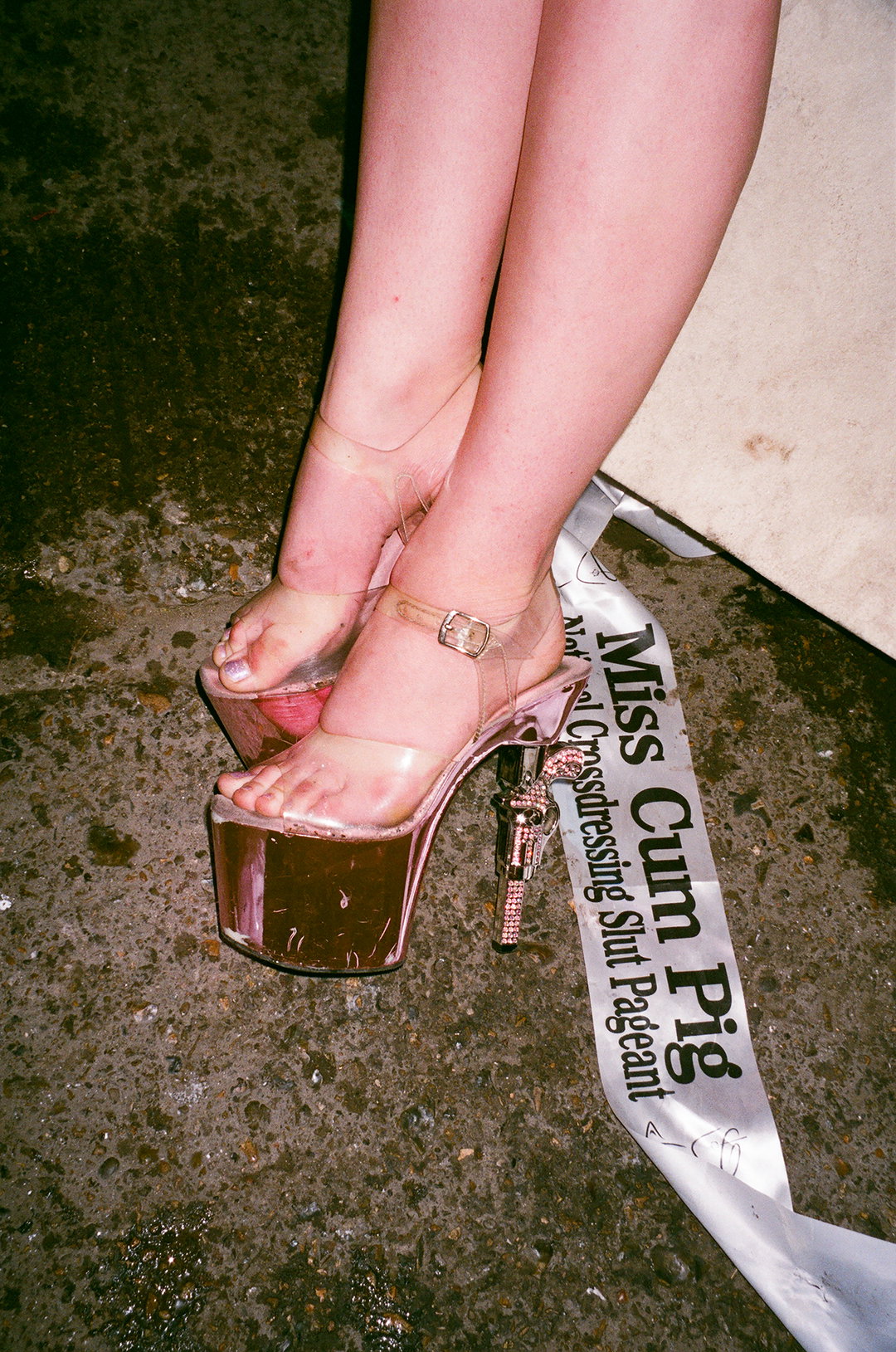 amelia-abraham-sex-clubs-dissent-photography-project05