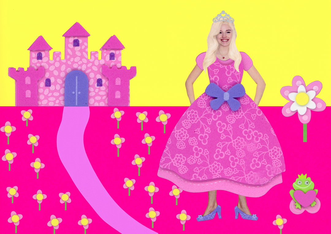 bella-kemp-bellas-world-art-pho-pub-itsnicethat02